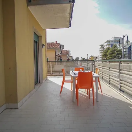 Nuovo Centralissimo 150 Mt Dal Mare Апартаменты